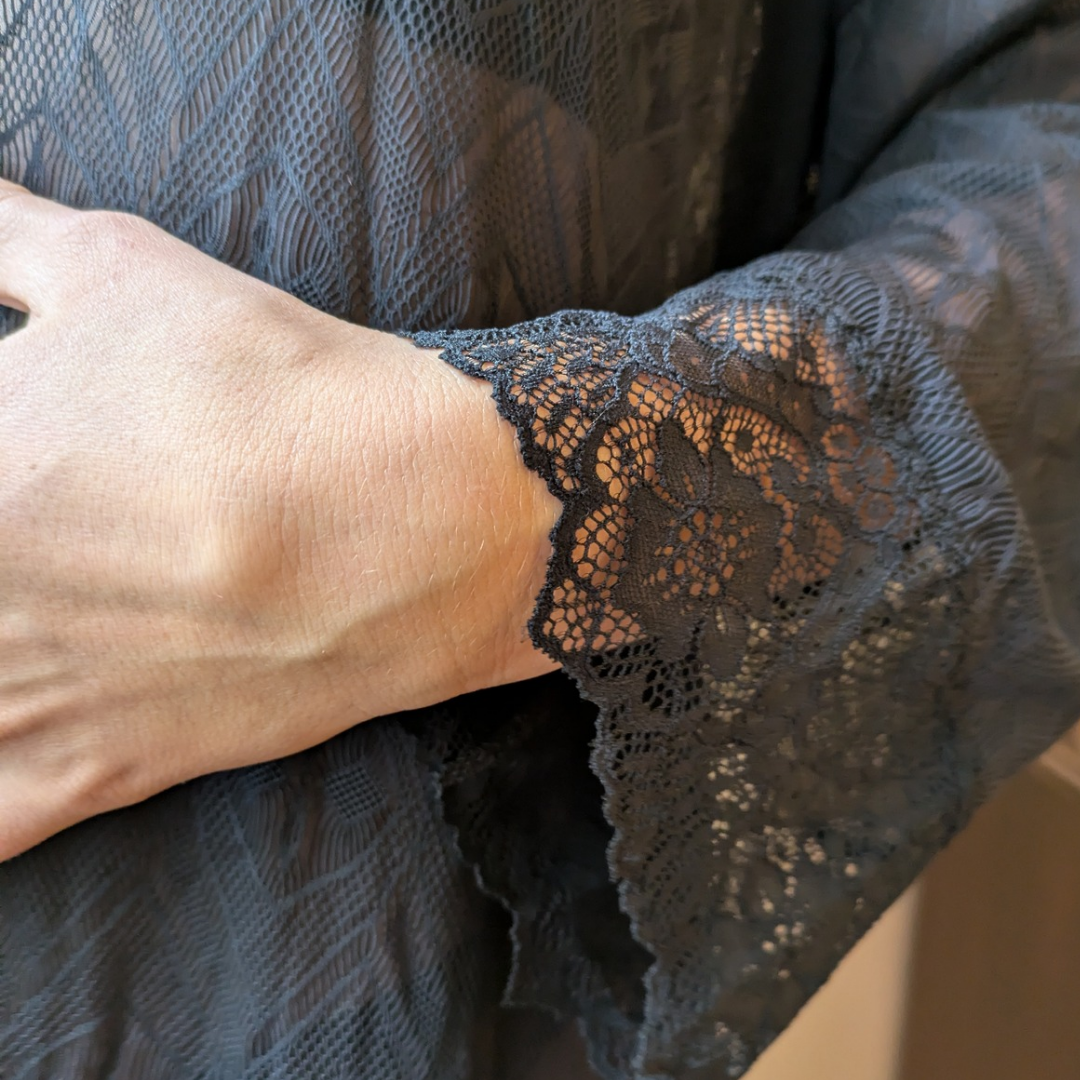 Spitzenmorgenmantel Lorena - onyx