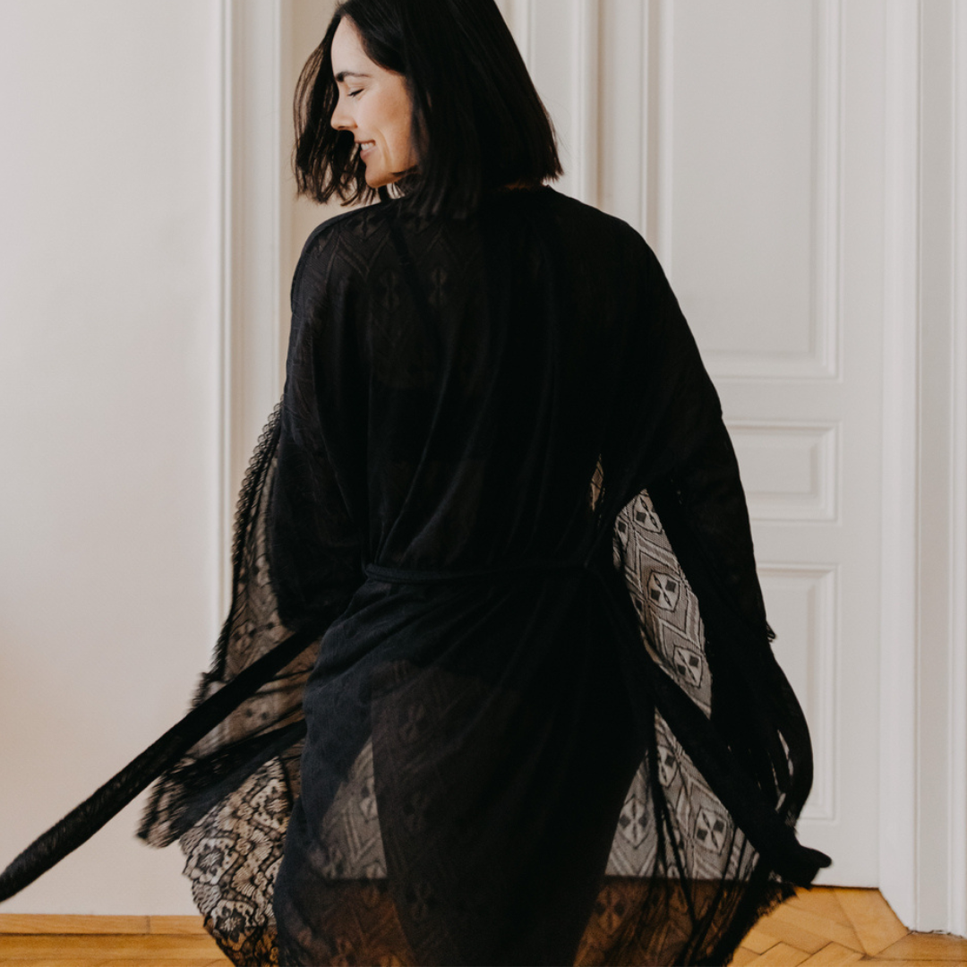 Spitzenmorgenmantel Lorena - onyx