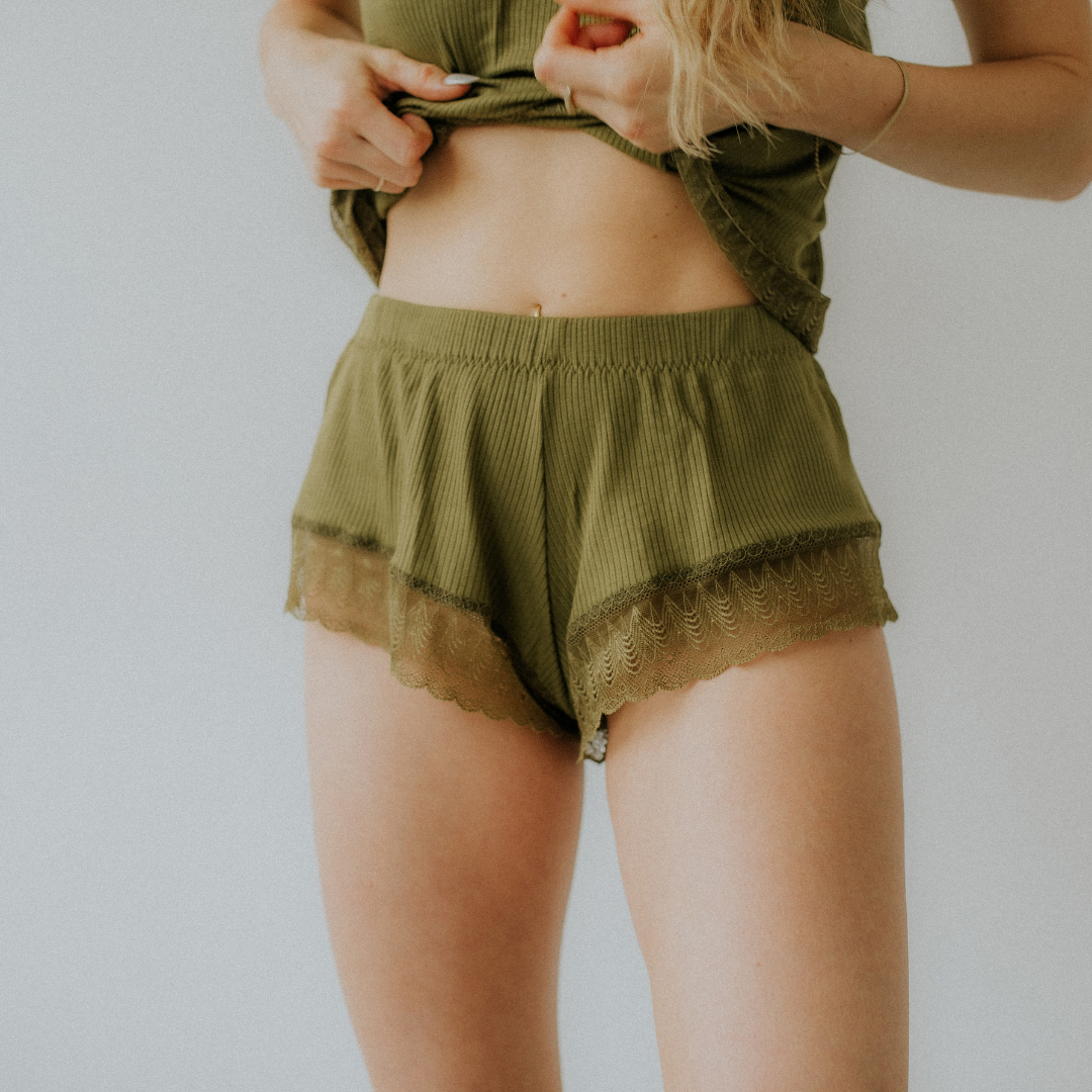 Schlafshort Rieke - oliv