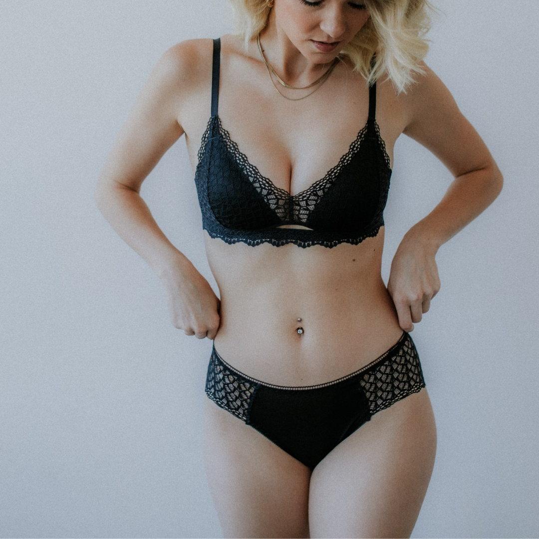 Höschen Nora – schwarz