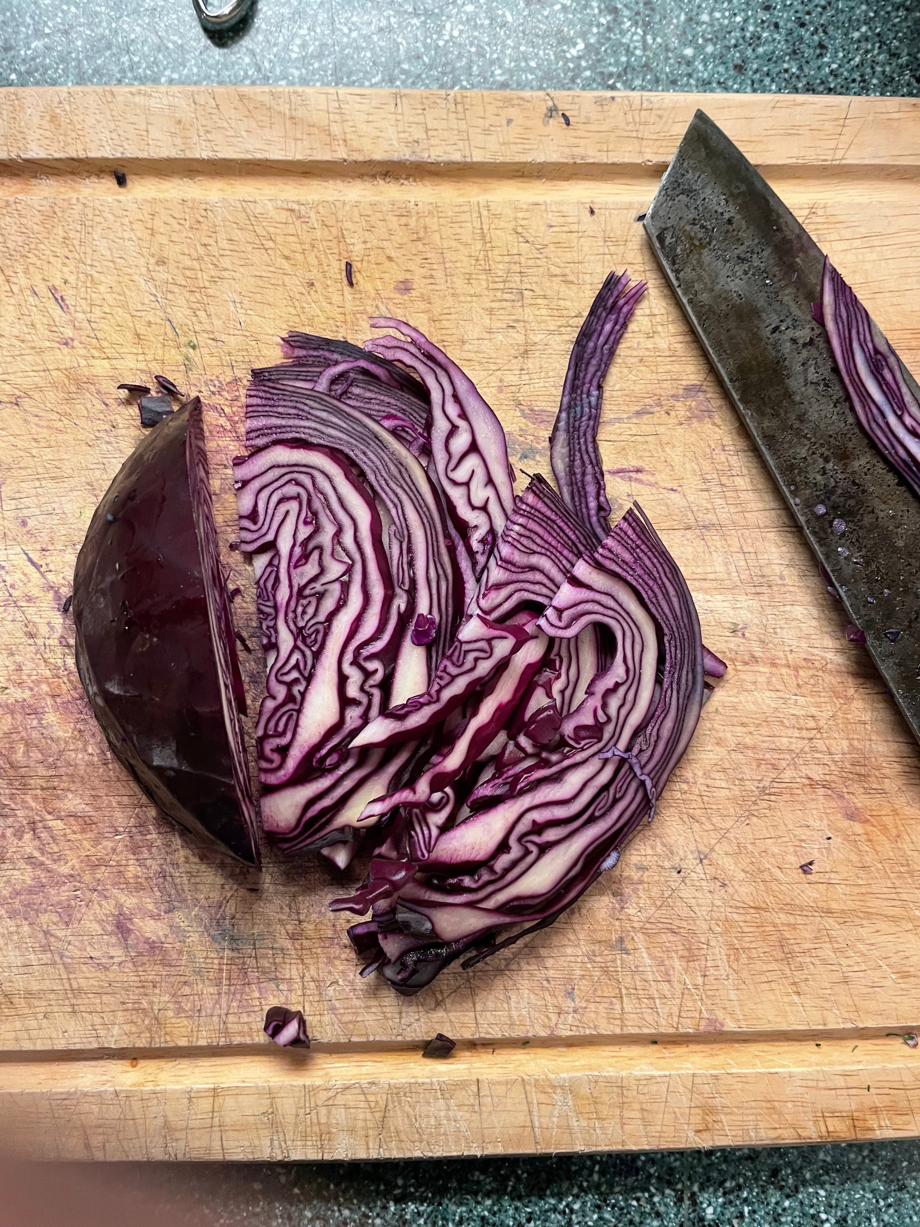 Wir suchen eine Haushaltsfee für unsere kleine Wiener Werkstatt