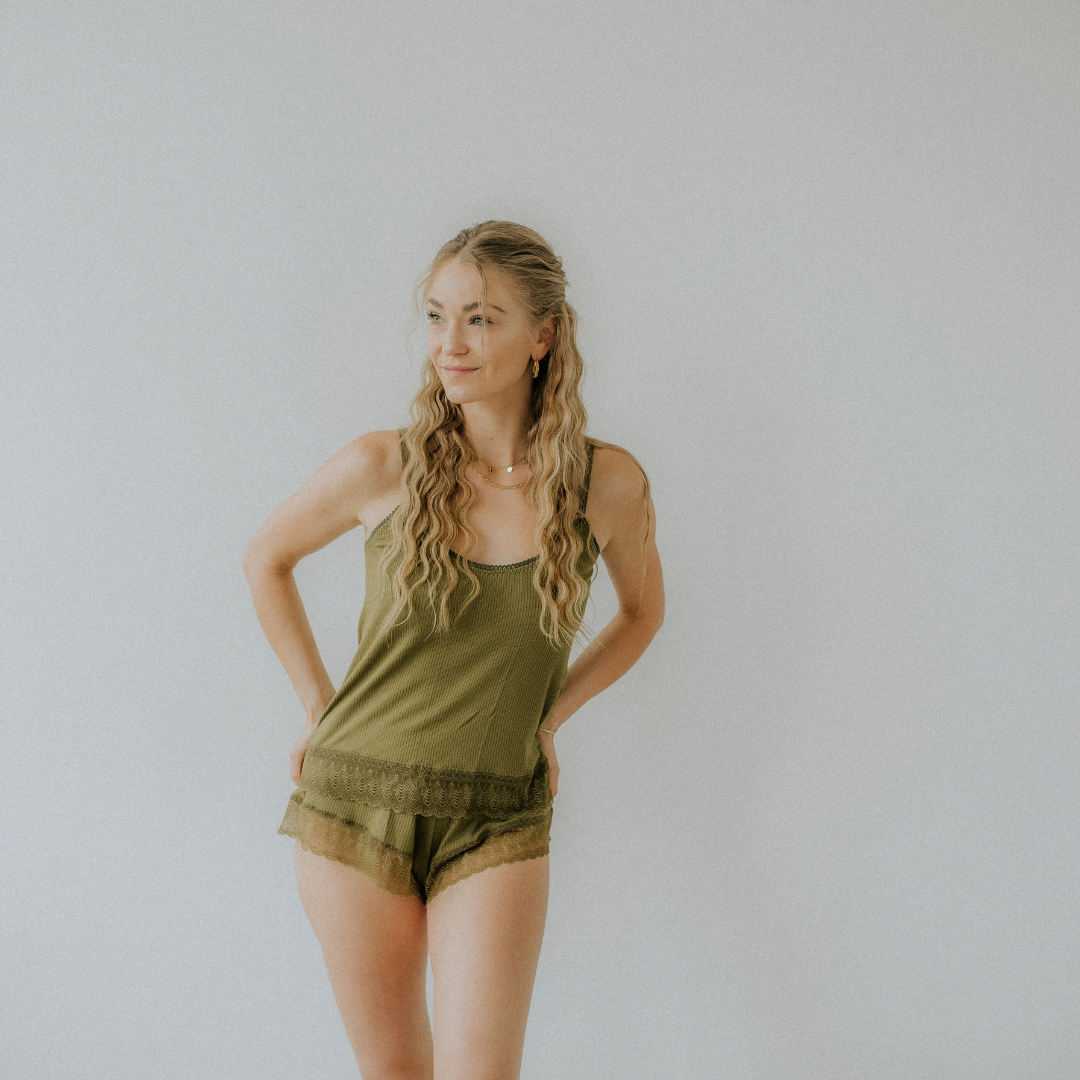 Schlafshort Rieke - oliv