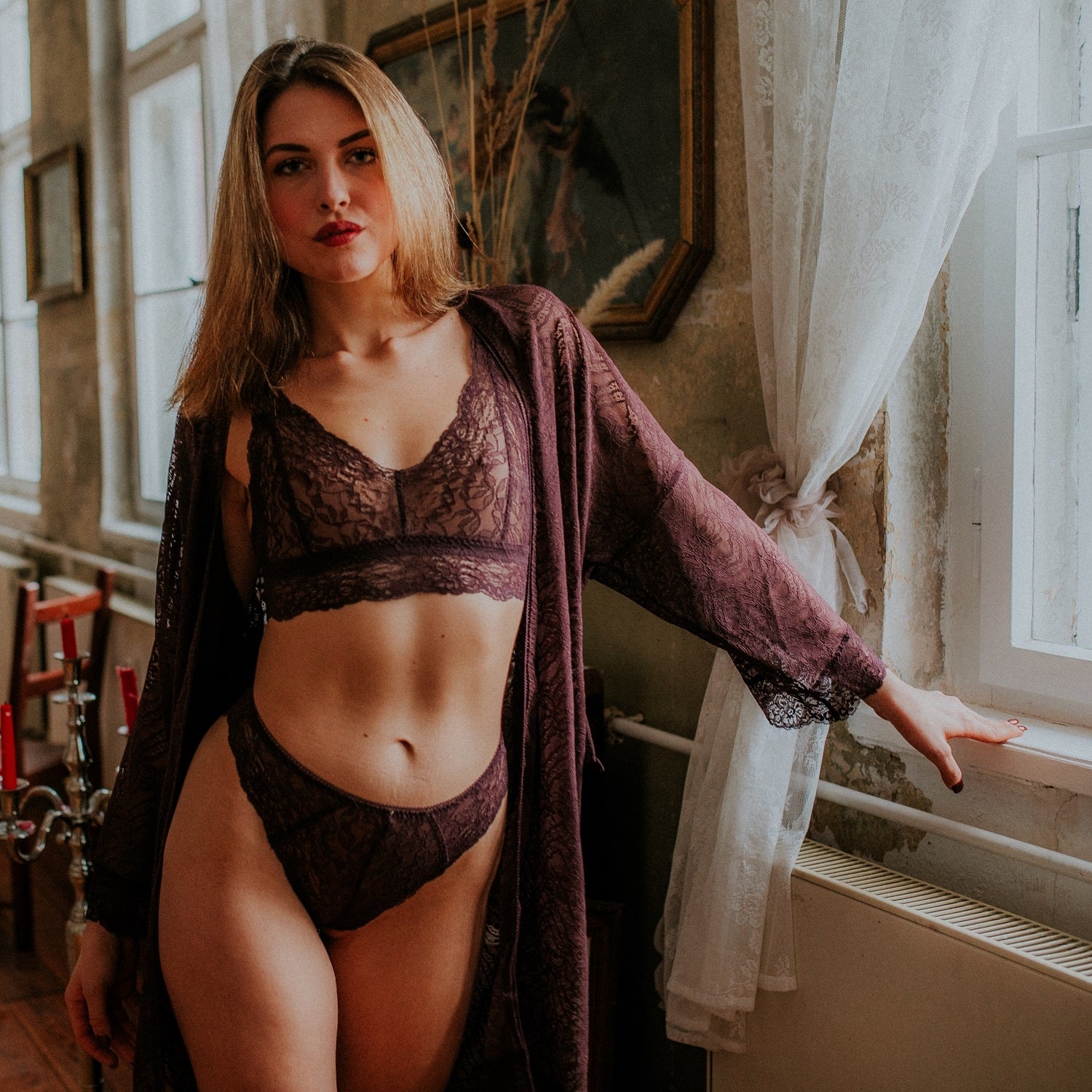 Lace dressing gown Lorena - aubergine
